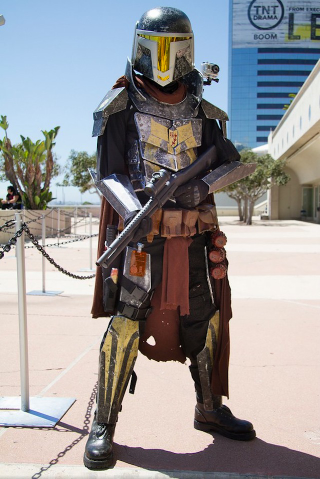 Illustration for article titled Coolest Comic-Con Cosplay, Day 3: Getting Crazier and More Amazing
